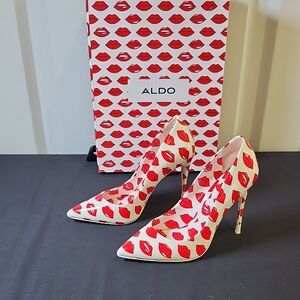 ALDO Stessy Red Lip Pattern Patent Leather 4" Heels Size 6.5 Fun Sexy Party